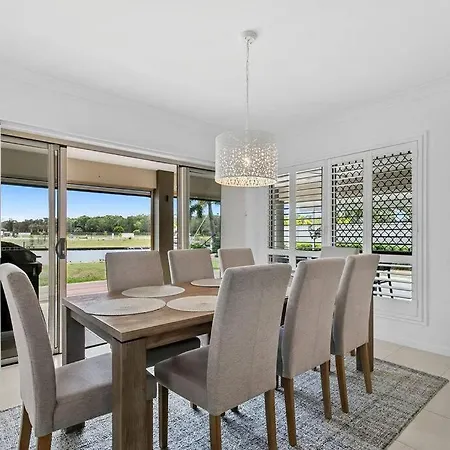 Waters Edge! Villa Banksia Beach Exterior photo