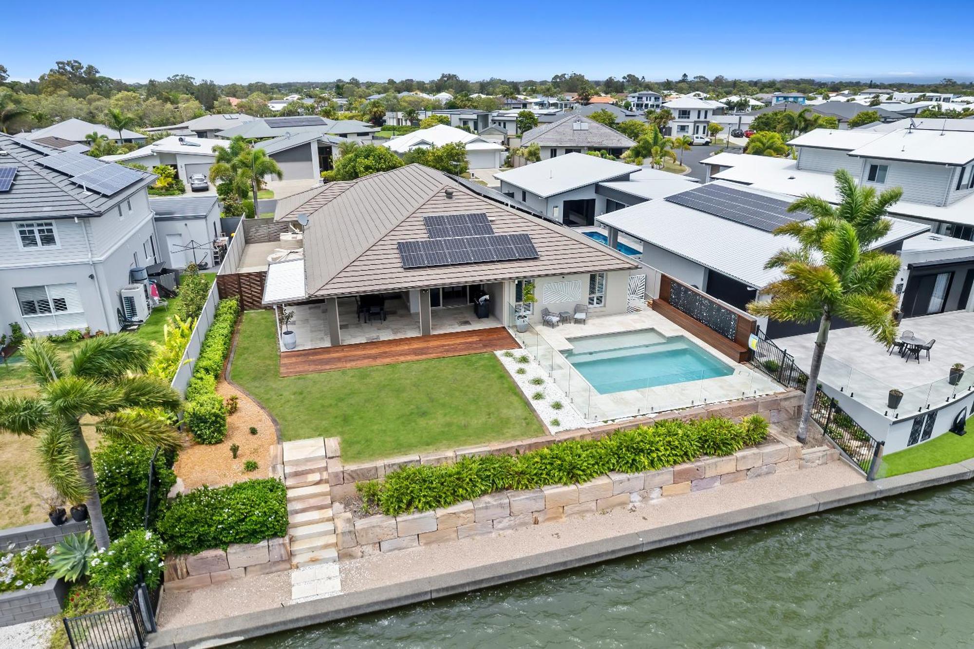 Holiday home Waters Edge!