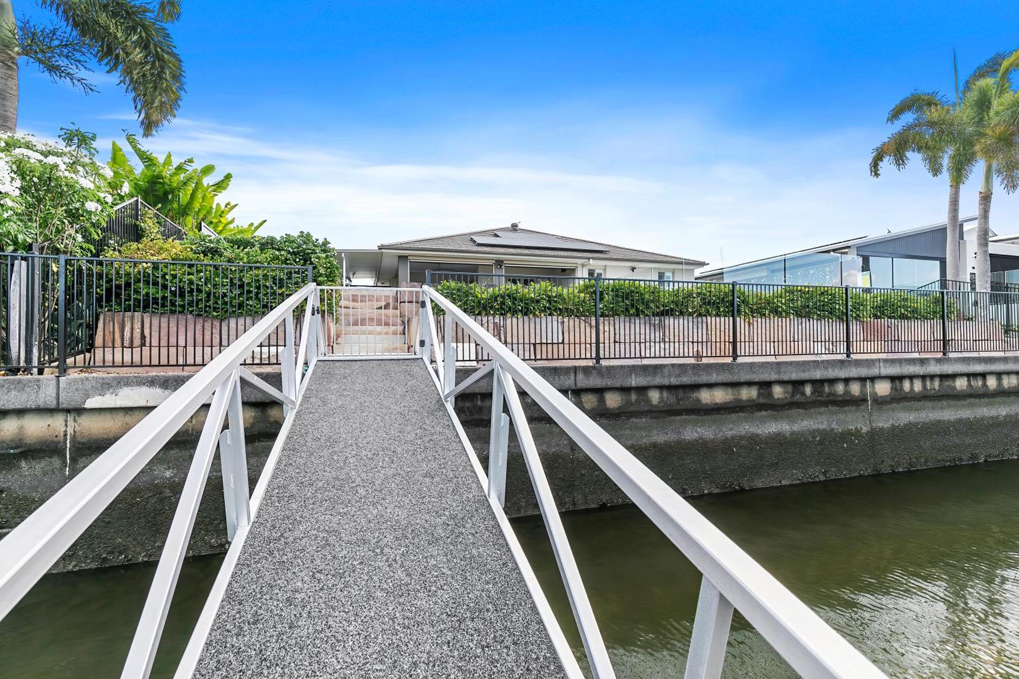 Holiday home Waters Edge! *